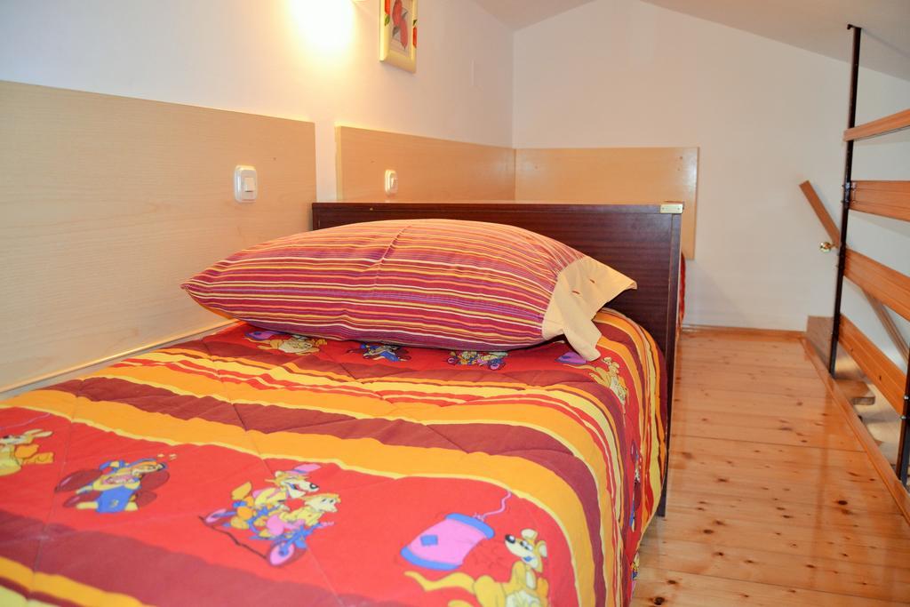 Apartments Green Village Premantura Bilik gambar